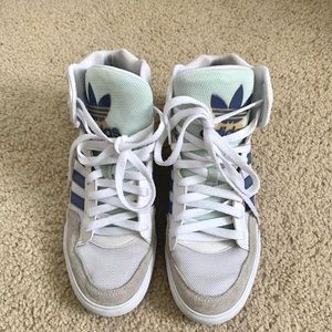 Women’s Adidas Originals Extaball W